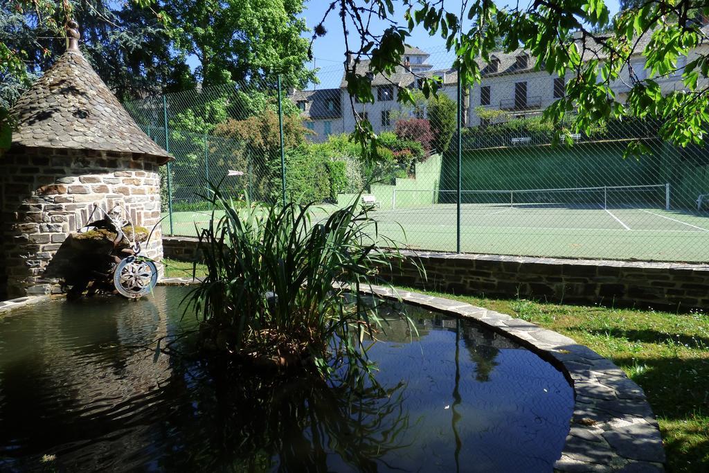 Hotel Du Lion D'Or Entraygues-sur-Truyère Екстериор снимка