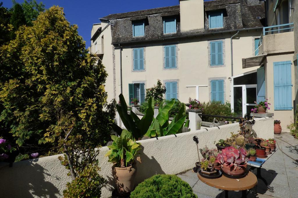 Hotel Du Lion D'Or Entraygues-sur-Truyère Екстериор снимка