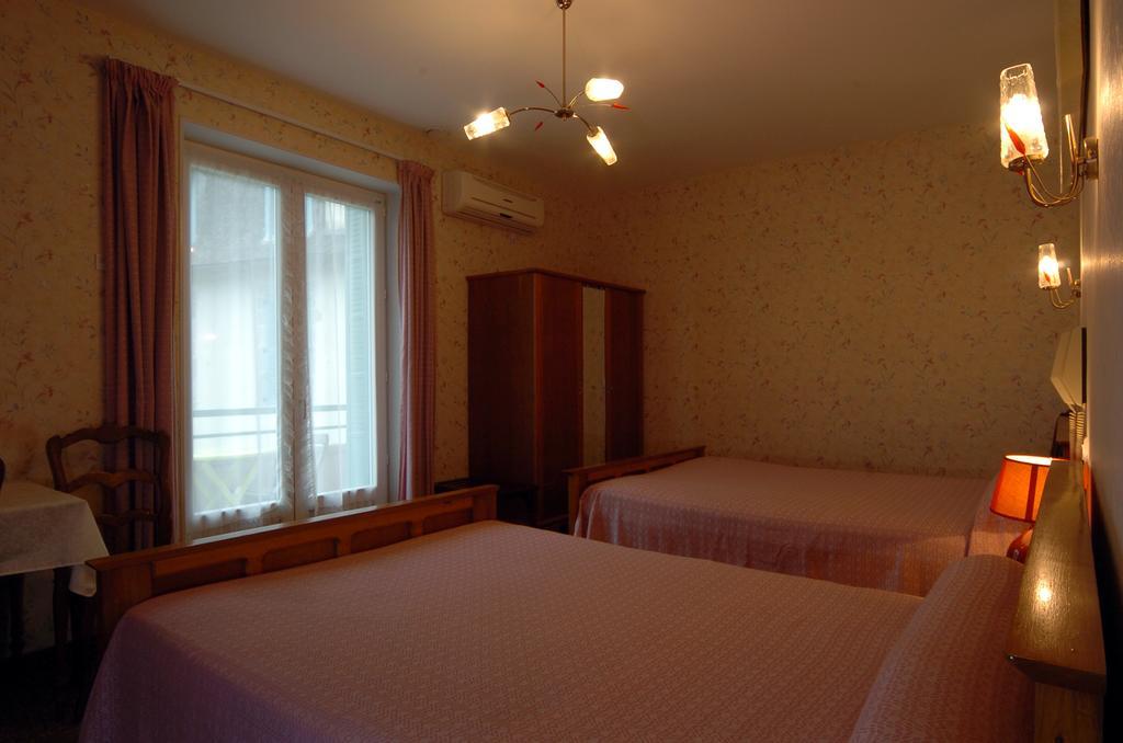 Hotel Du Lion D'Or Entraygues-sur-Truyère Стая снимка
