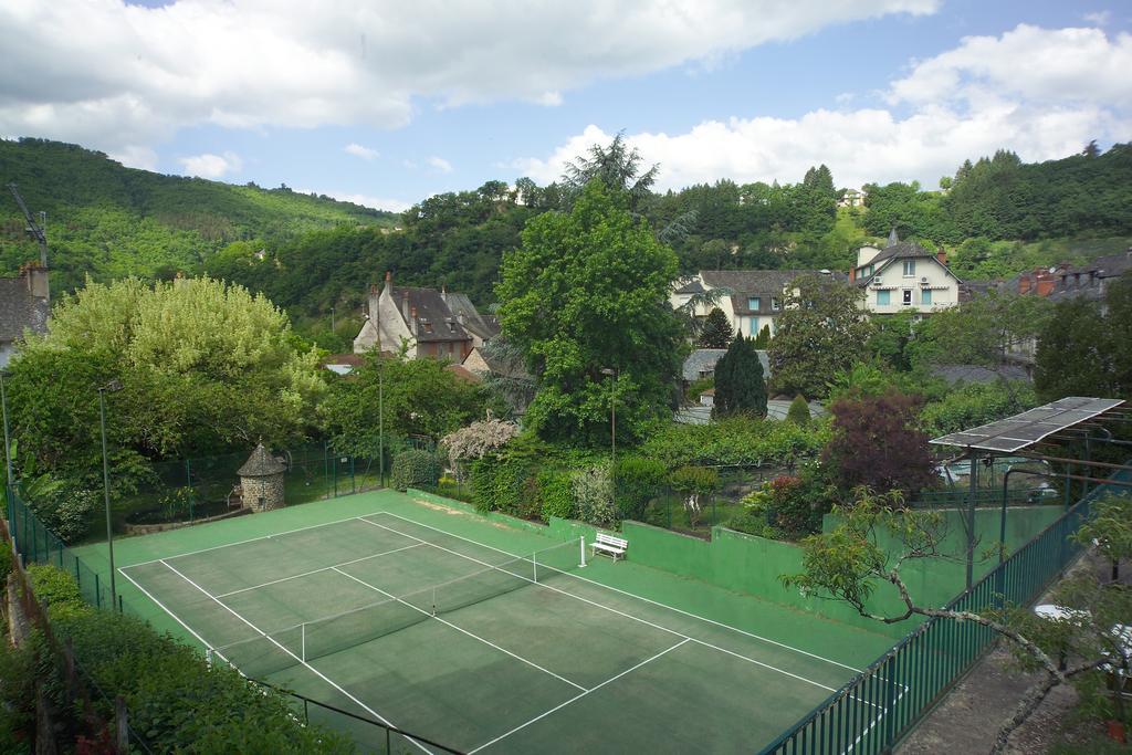 Hotel Du Lion D'Or Entraygues-sur-Truyère Екстериор снимка